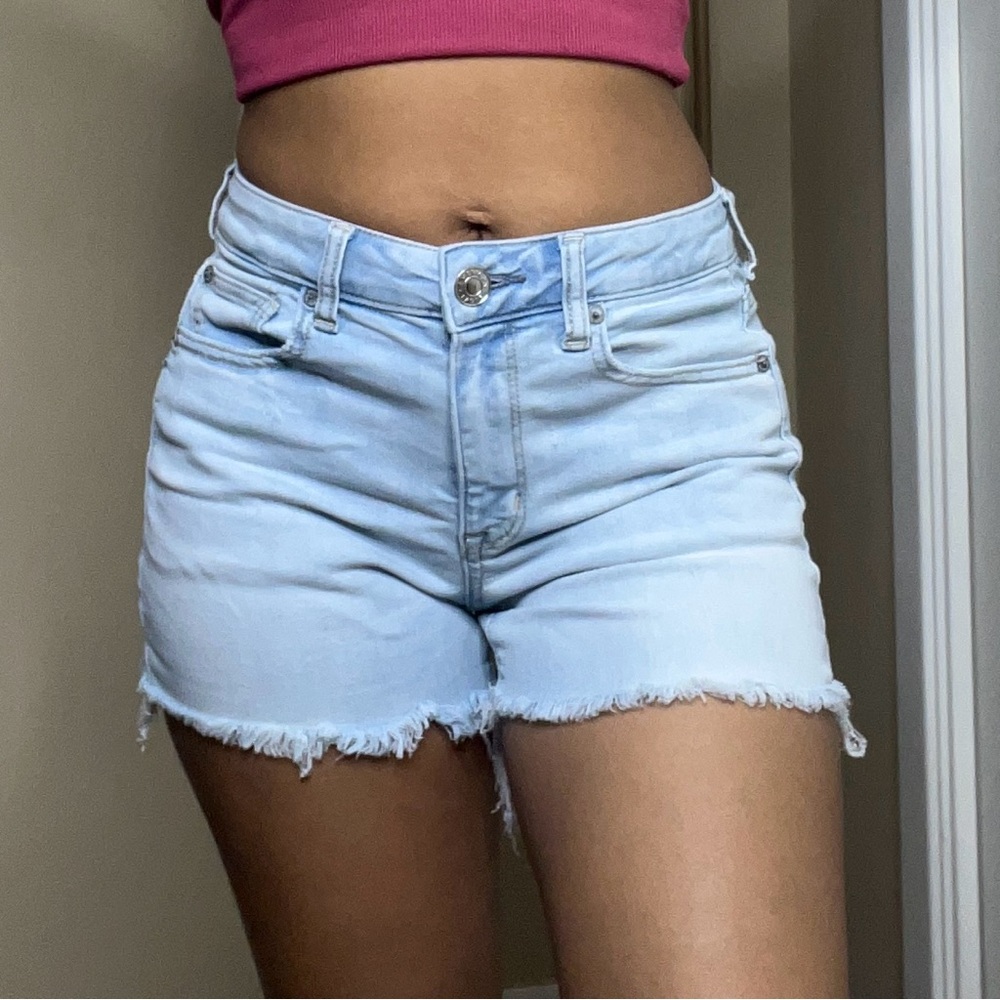 Light washed Jean shorts